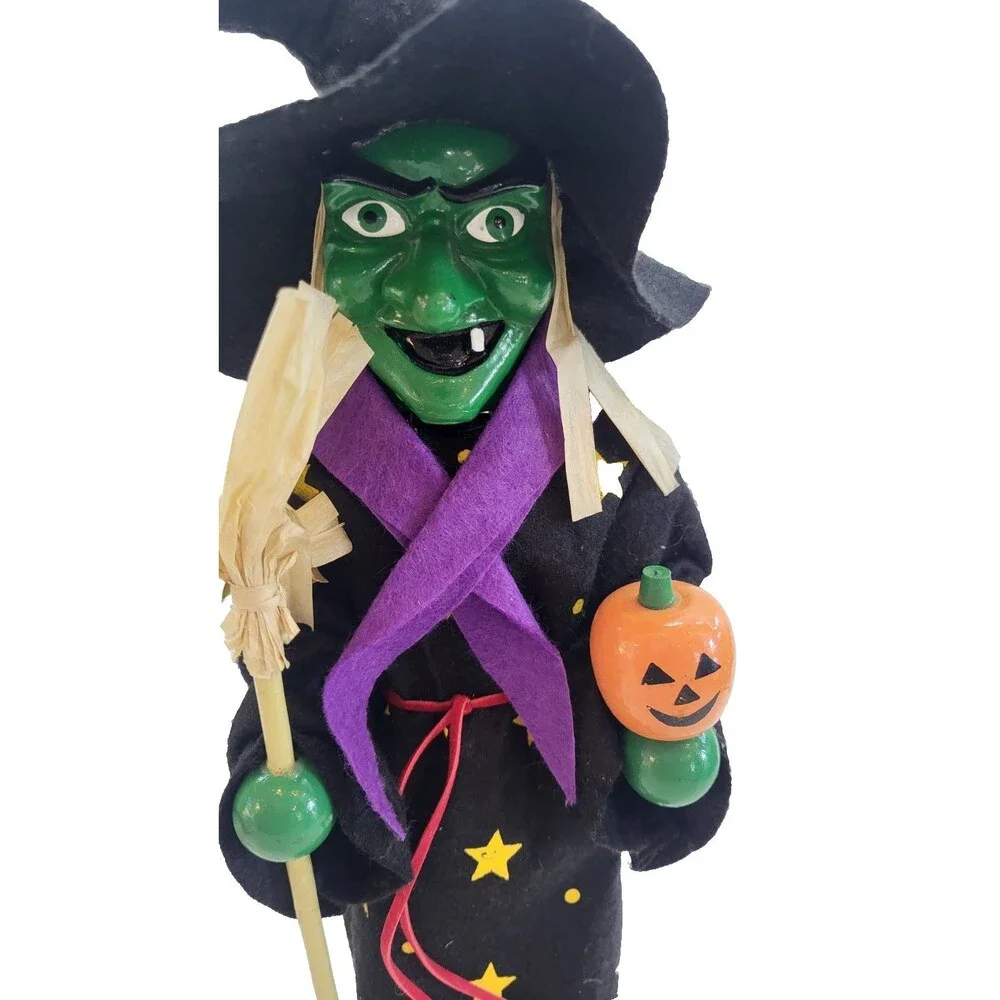 Target 2011 Limited Edition Halloween Witch Nutcracker 14in Broom Pumpkin